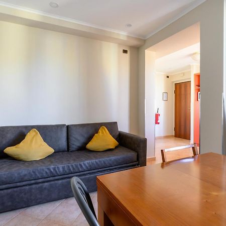 Crosti Apartments Roma Exterior foto